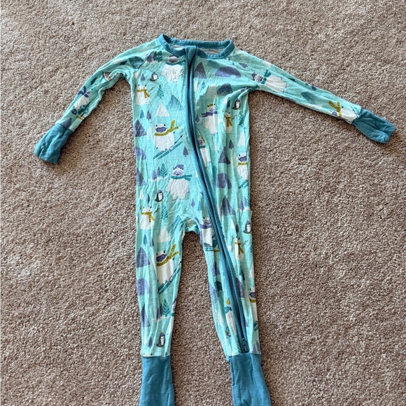 Little sleepies Christmas set 6-12 months - Picture 10 of 10